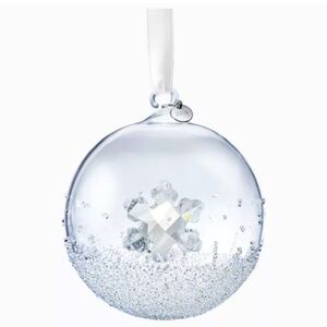 NIB Swarovski 2019 A.E. Christmas Ball With Snowflake Crystal Ornament #5453636
